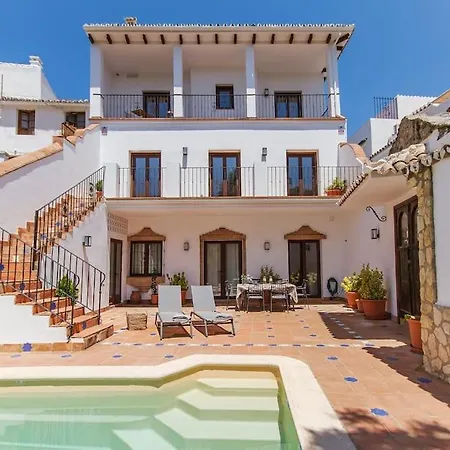 Villa The Gorge House
